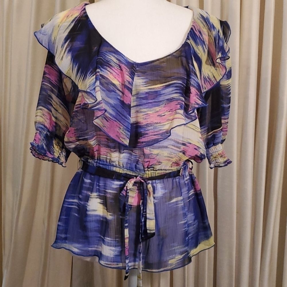 Sheer cinched top sz11/13 with belt